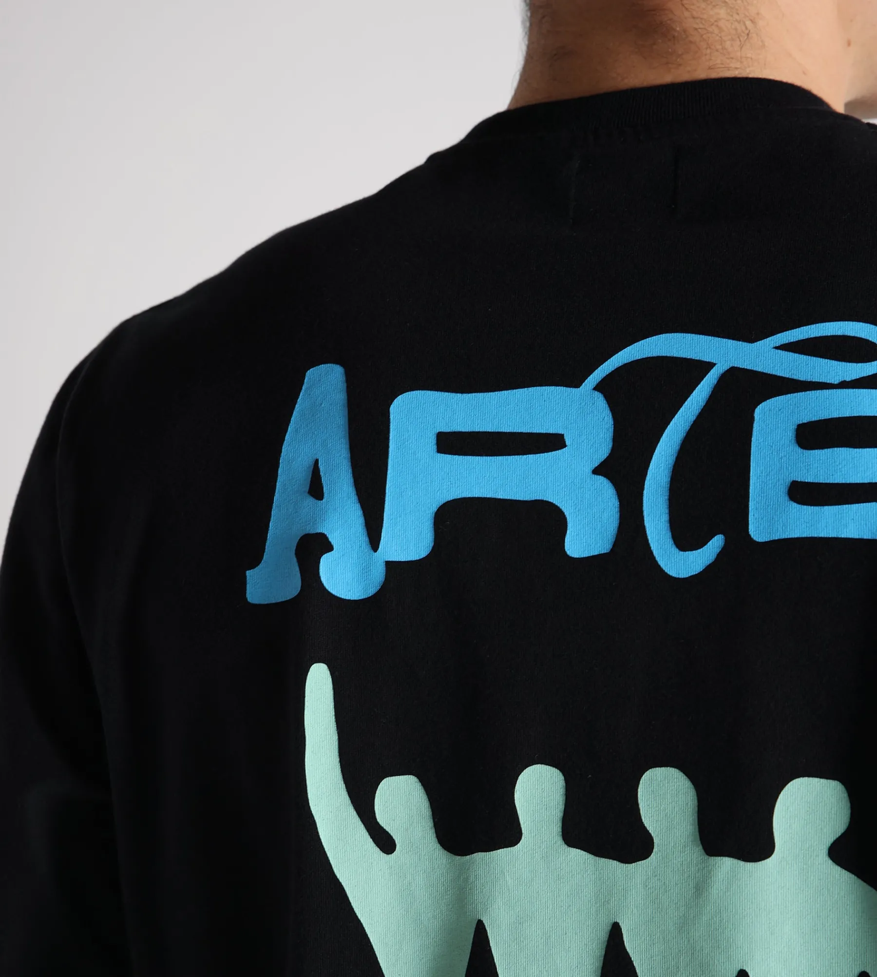 Arte Antwerp Back Logo People T-shirt Black