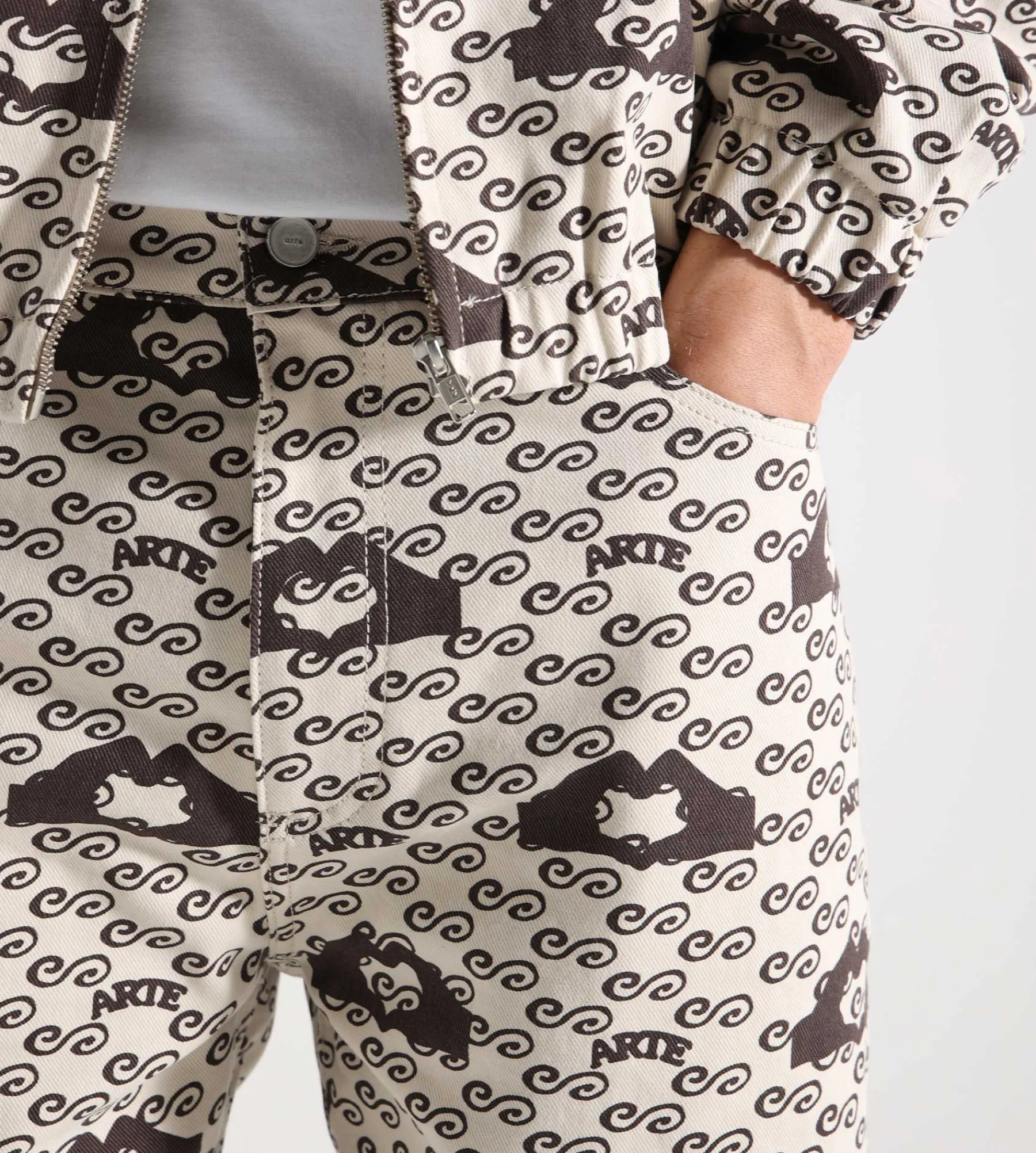 Arte Antwerp Hand Heart Print Pants Cream Brown
