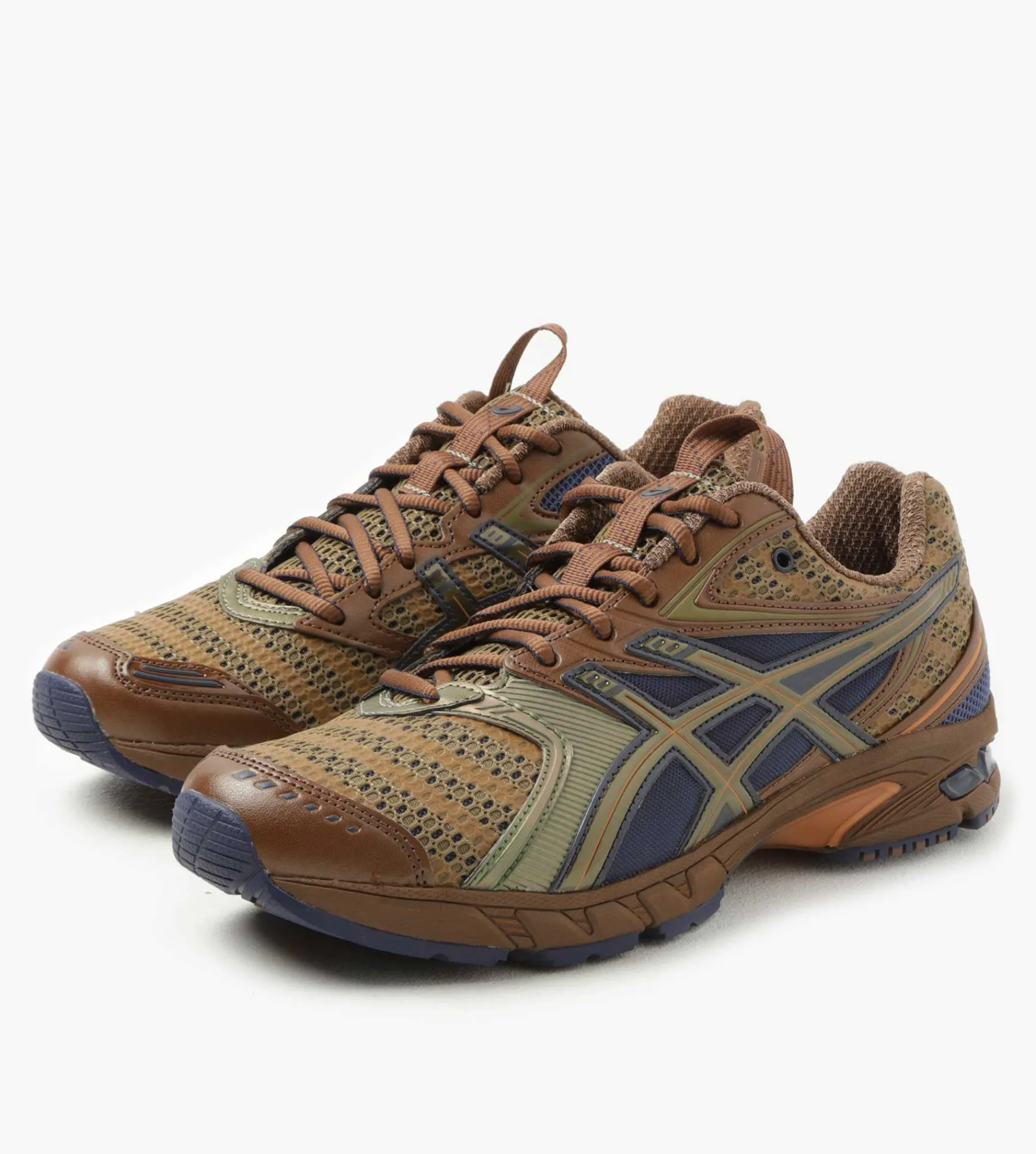 Asics UB9-S Gel-Ds Trainer 14 Desert Camp Piquant Orange