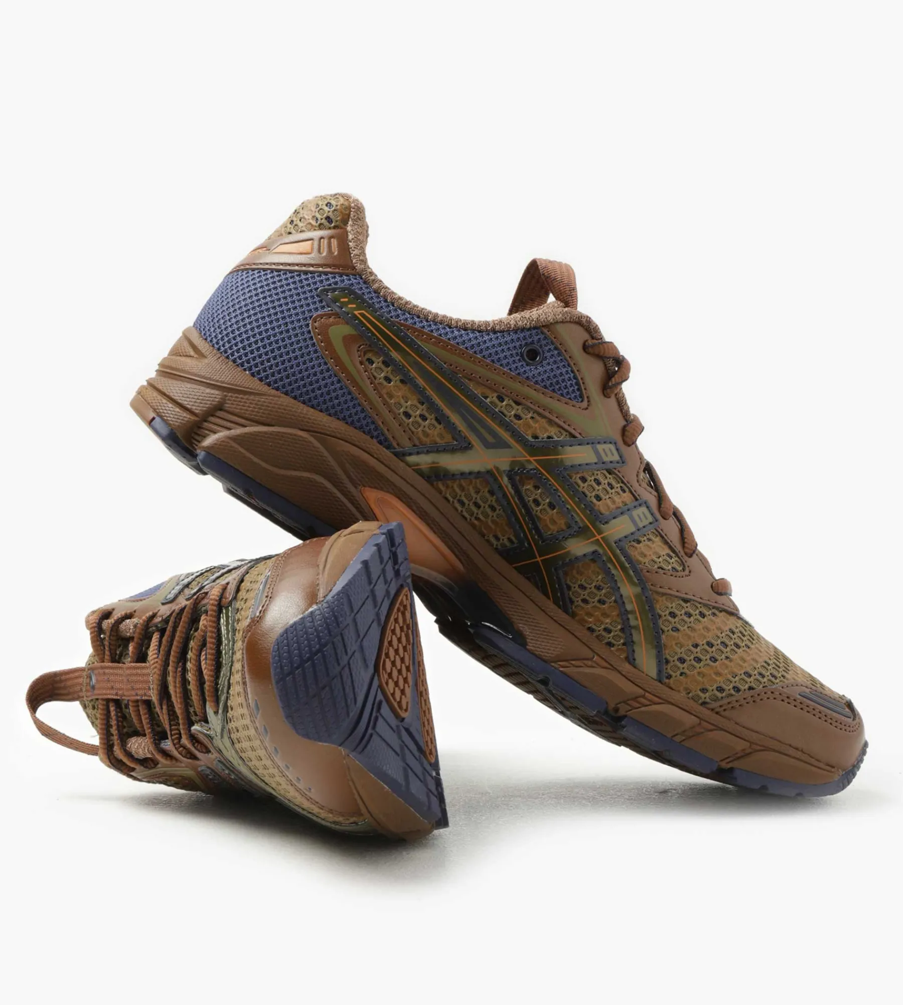 Asics UB9-S Gel-Ds Trainer 14 Desert Camp Piquant Orange
