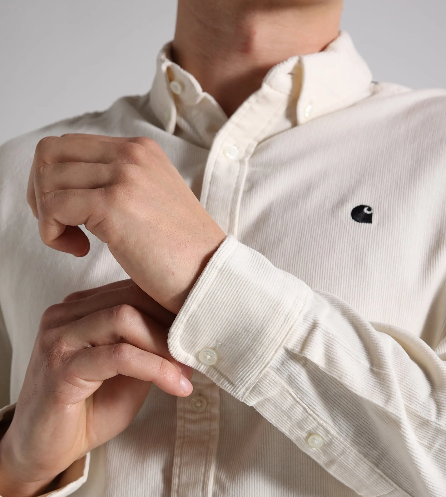 Carhartt WIP Madison Fine Cord Shirt Wax Black