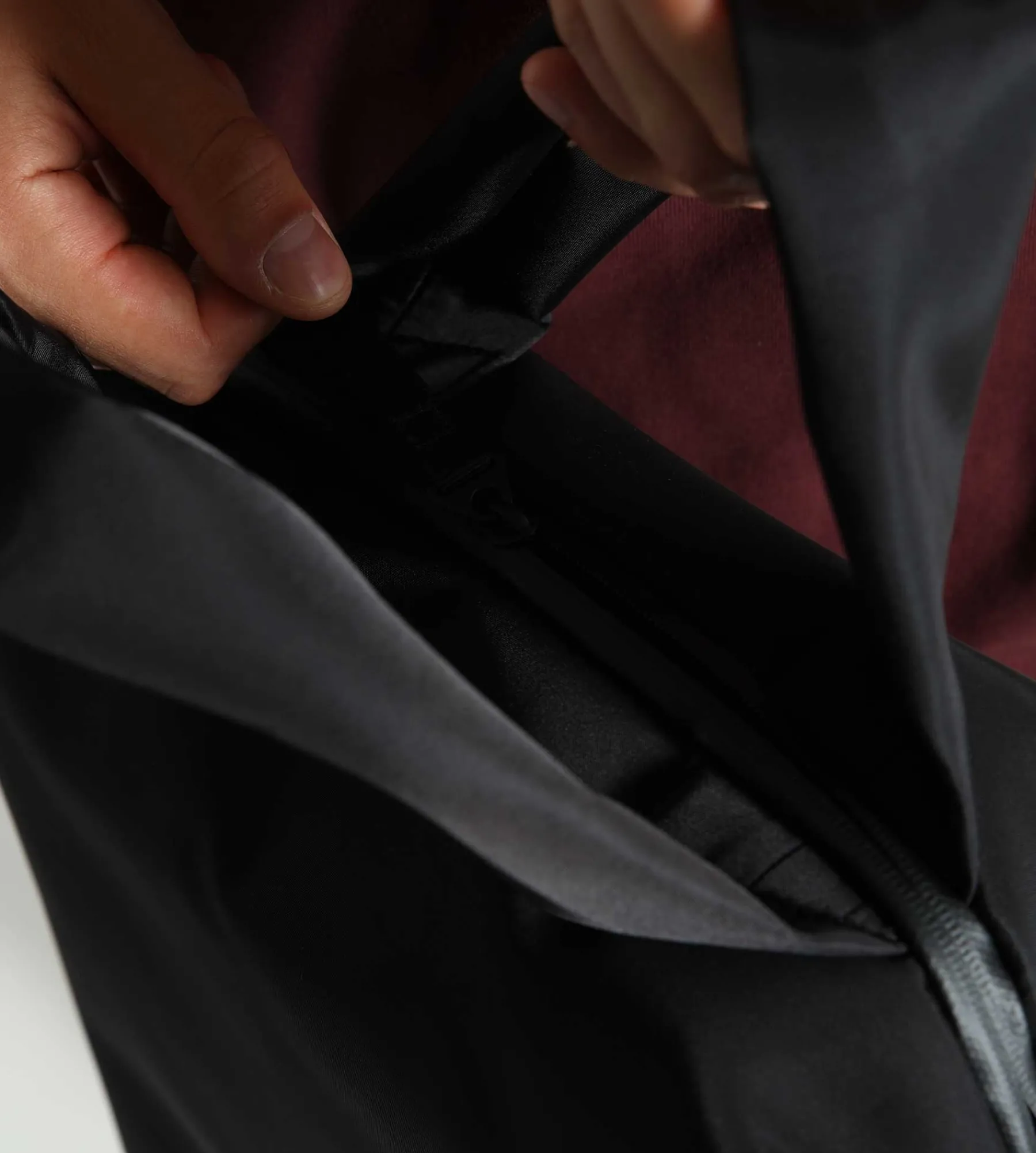 Côte & Ciel Cote & Ciel Rour Sleek Black Black