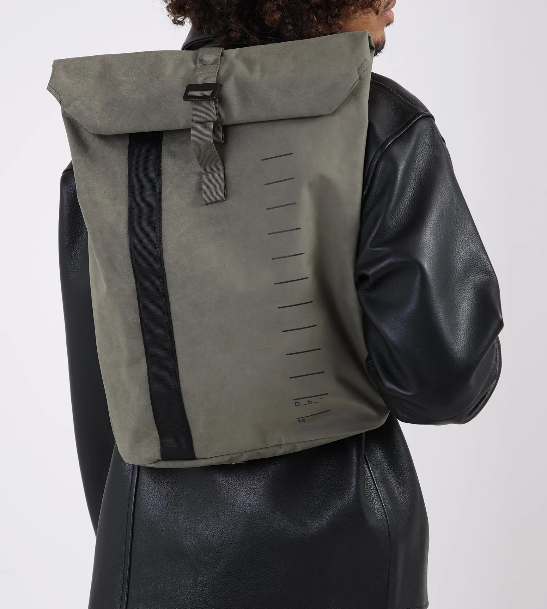 D__b__™ Essential Backpack 12L Forest Green