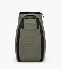 D__b__™ Hugger Backpack 25L Forest Green