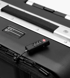 D__b__™ Ramverk Pro Front-access Carry-on Black Out
