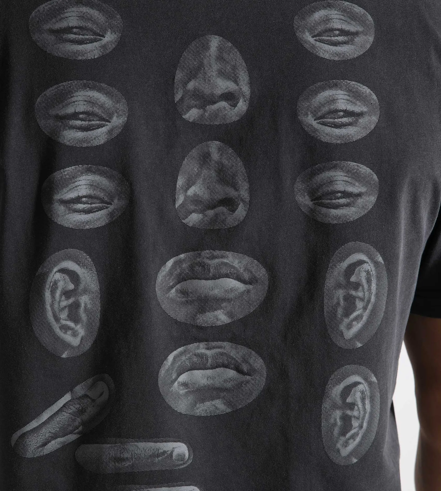 Daily Paper Senses T-Shirt Washed Black