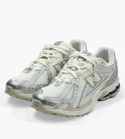 New Balance M1906REE Silver Metalic