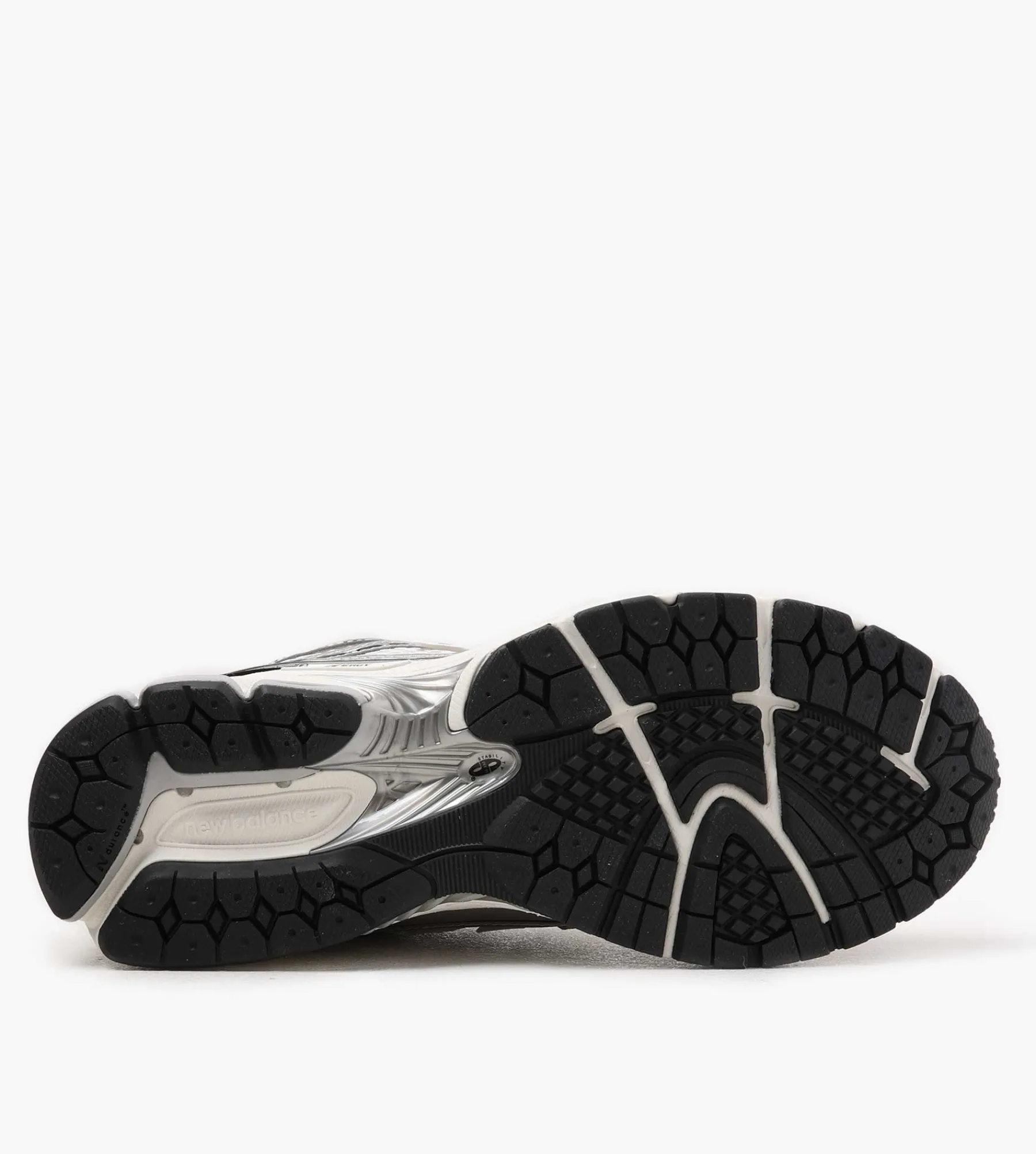 New Balance M1906RER Silver Metallic Black