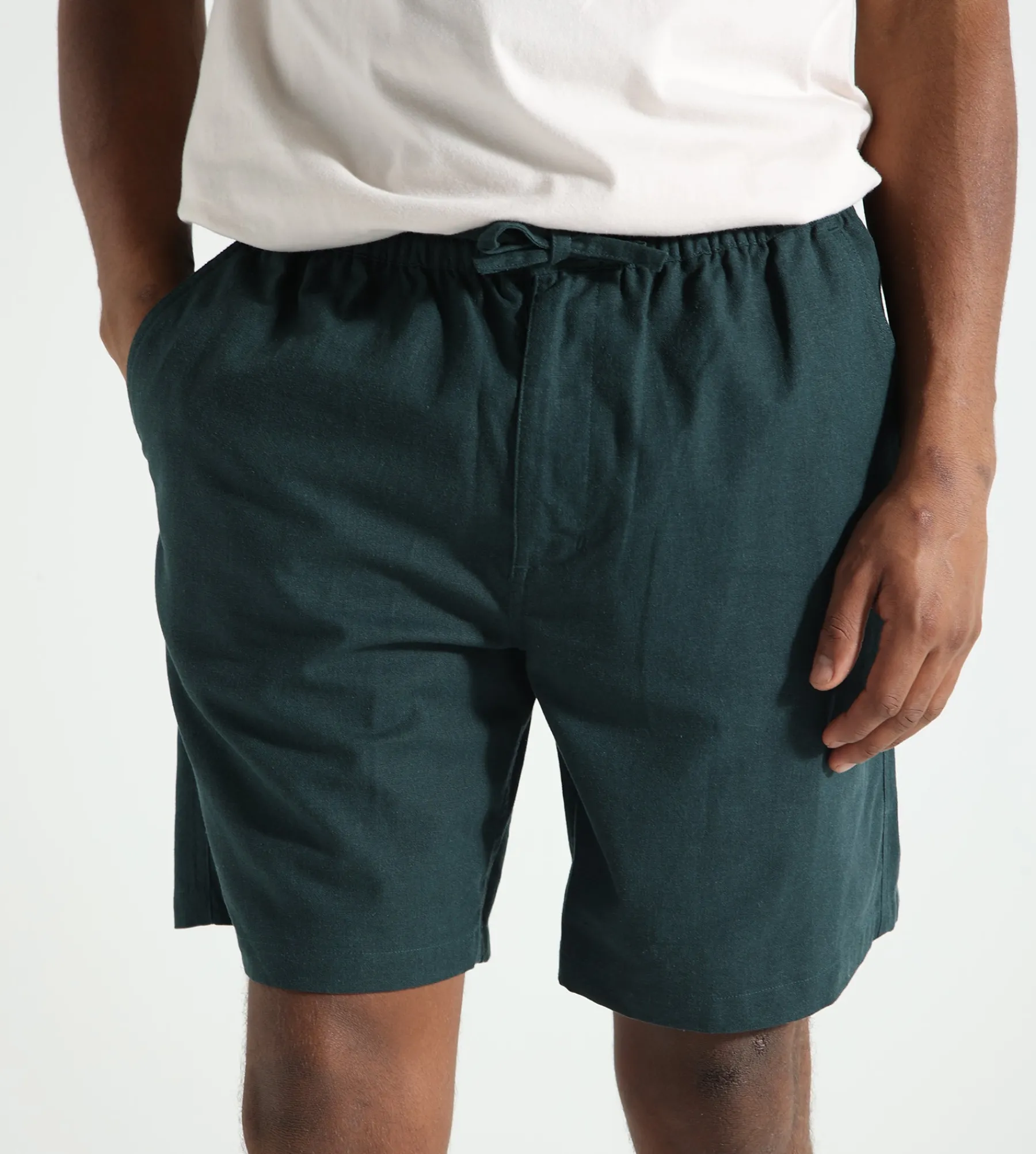 OLAF Linen Shorts Dark Green