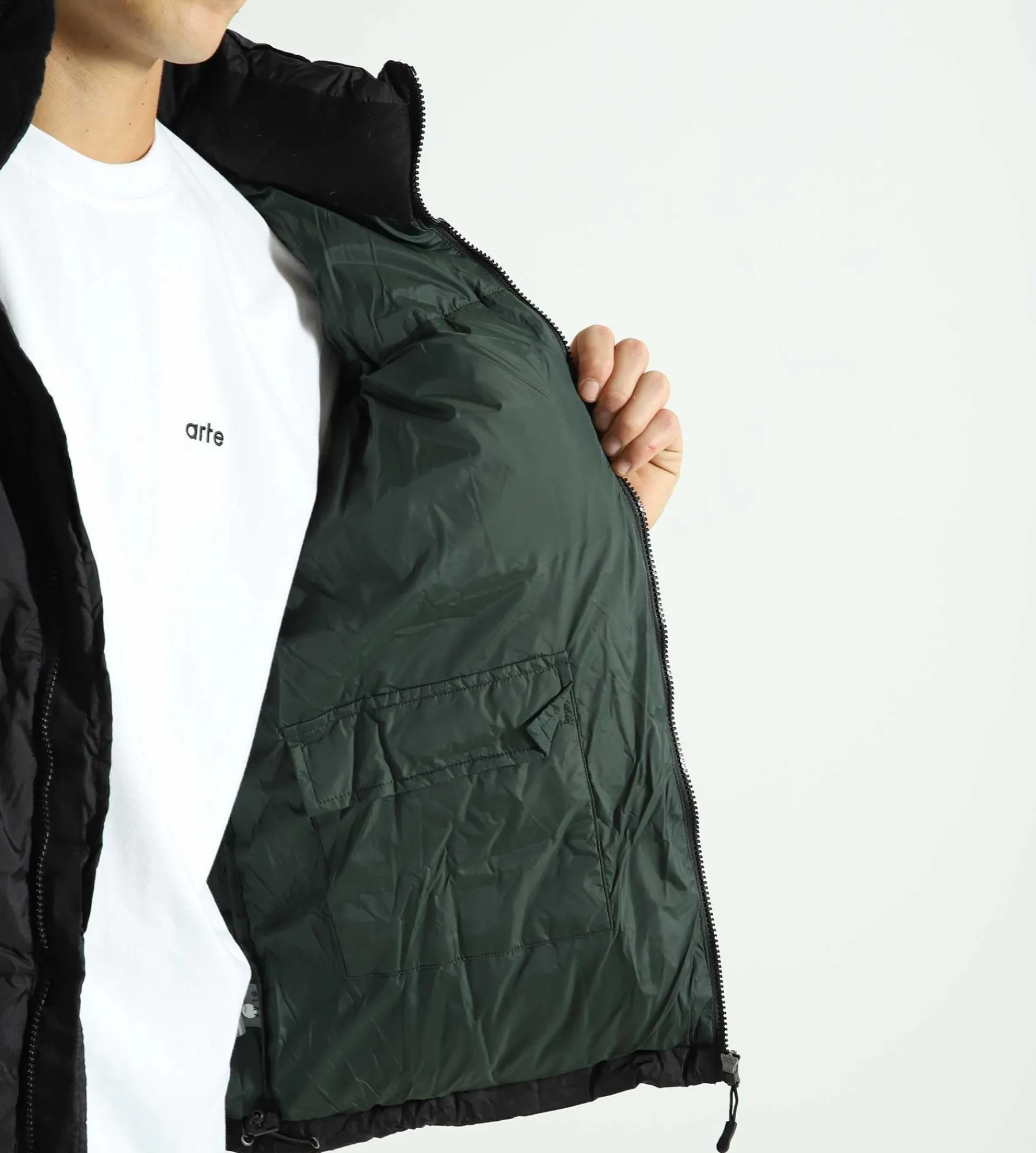 OLAF Puffer Jacket Black