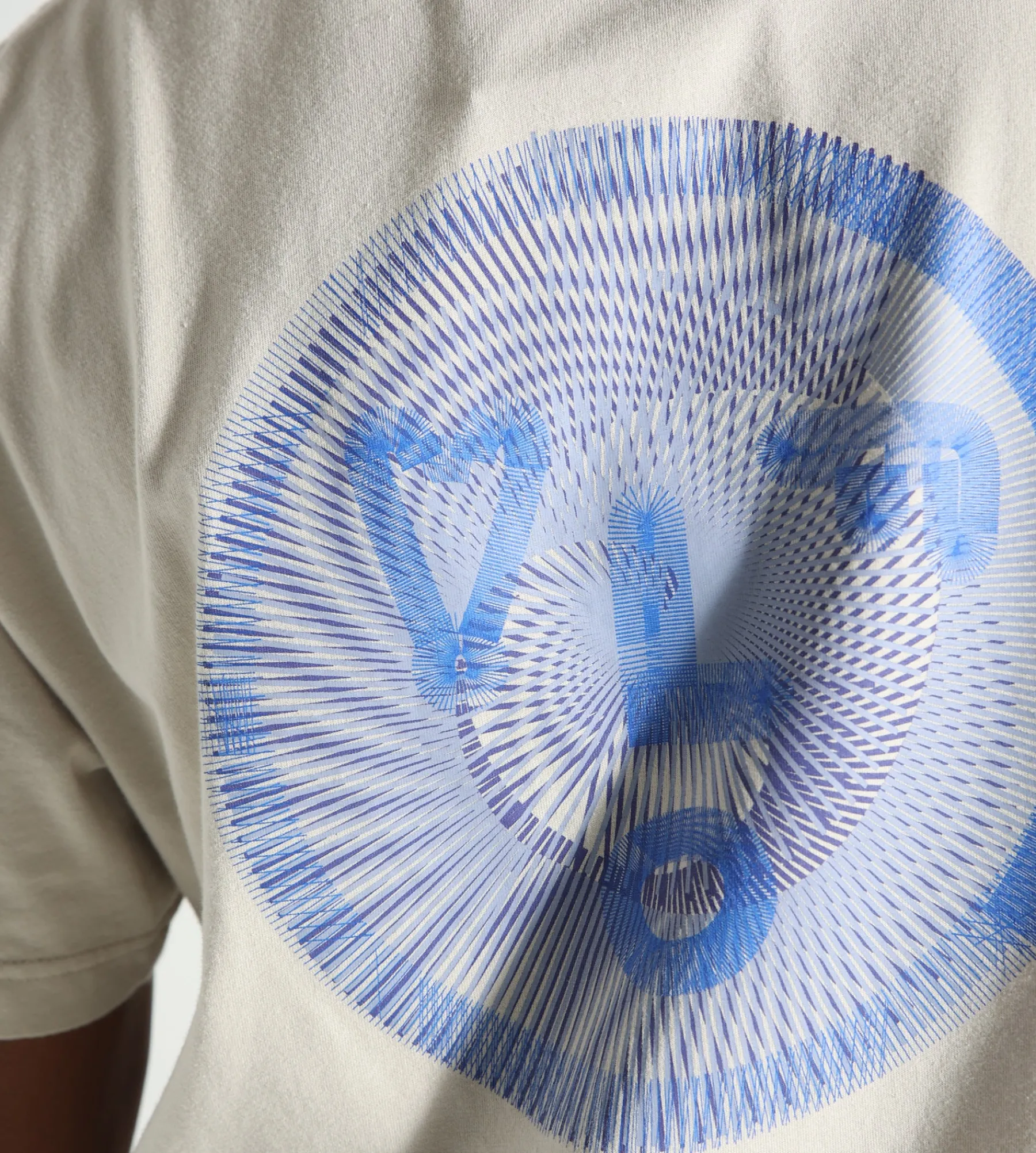 OLAF Spiral Face Tee Cement