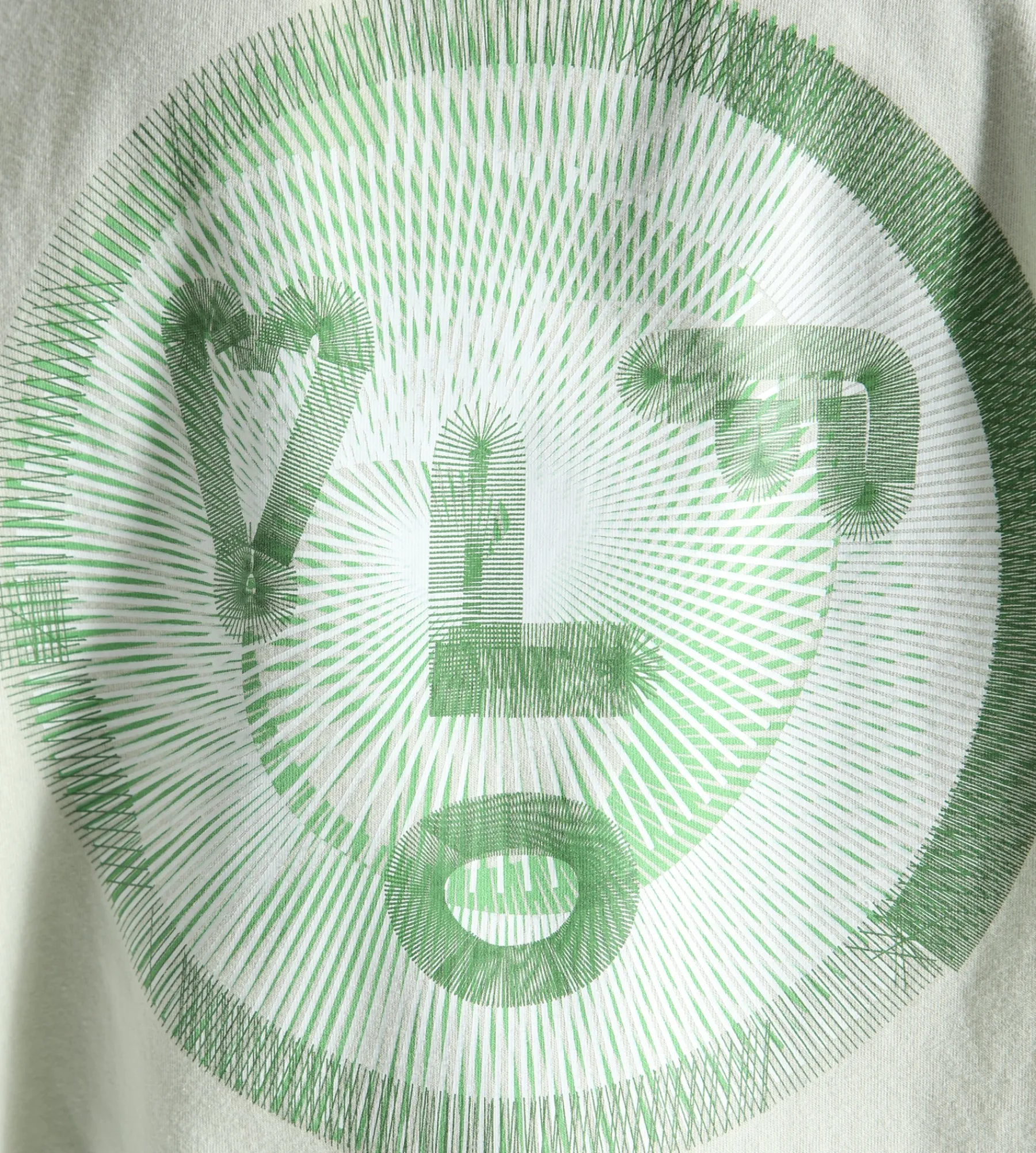 OLAF Spiral Face Tee Pale Green