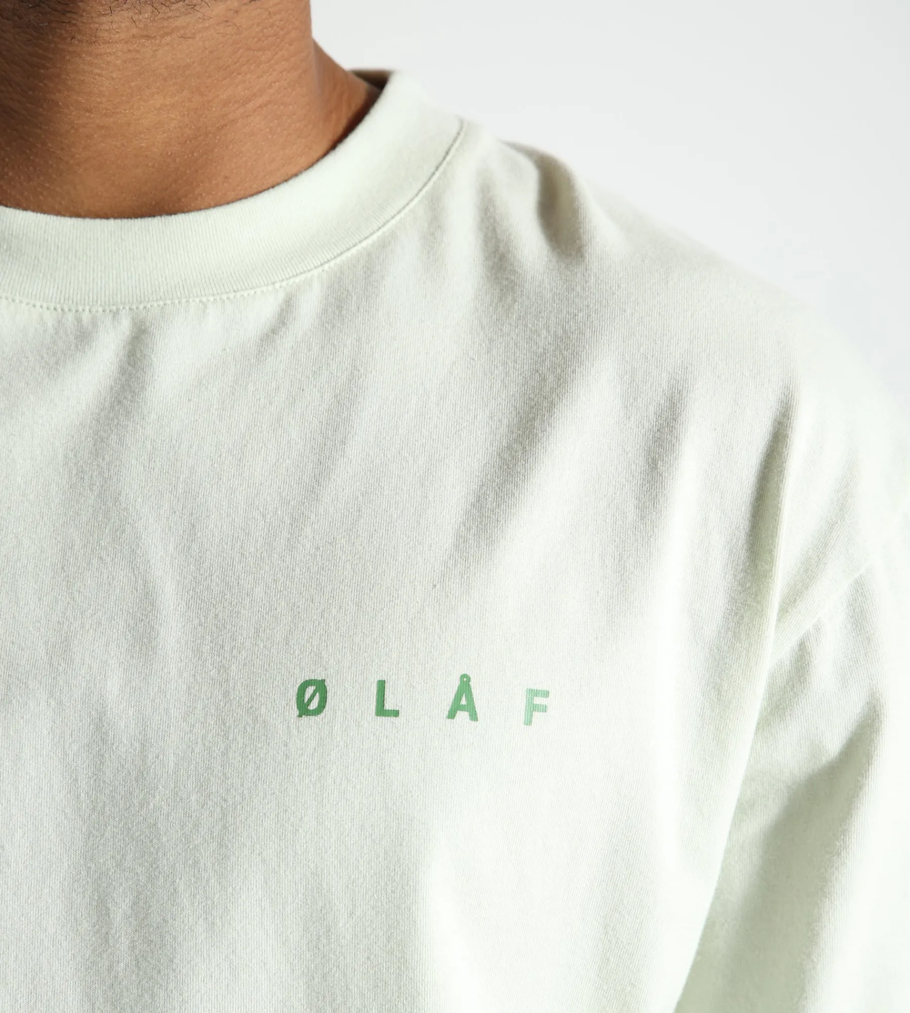 OLAF Spiral Face Tee Pale Green