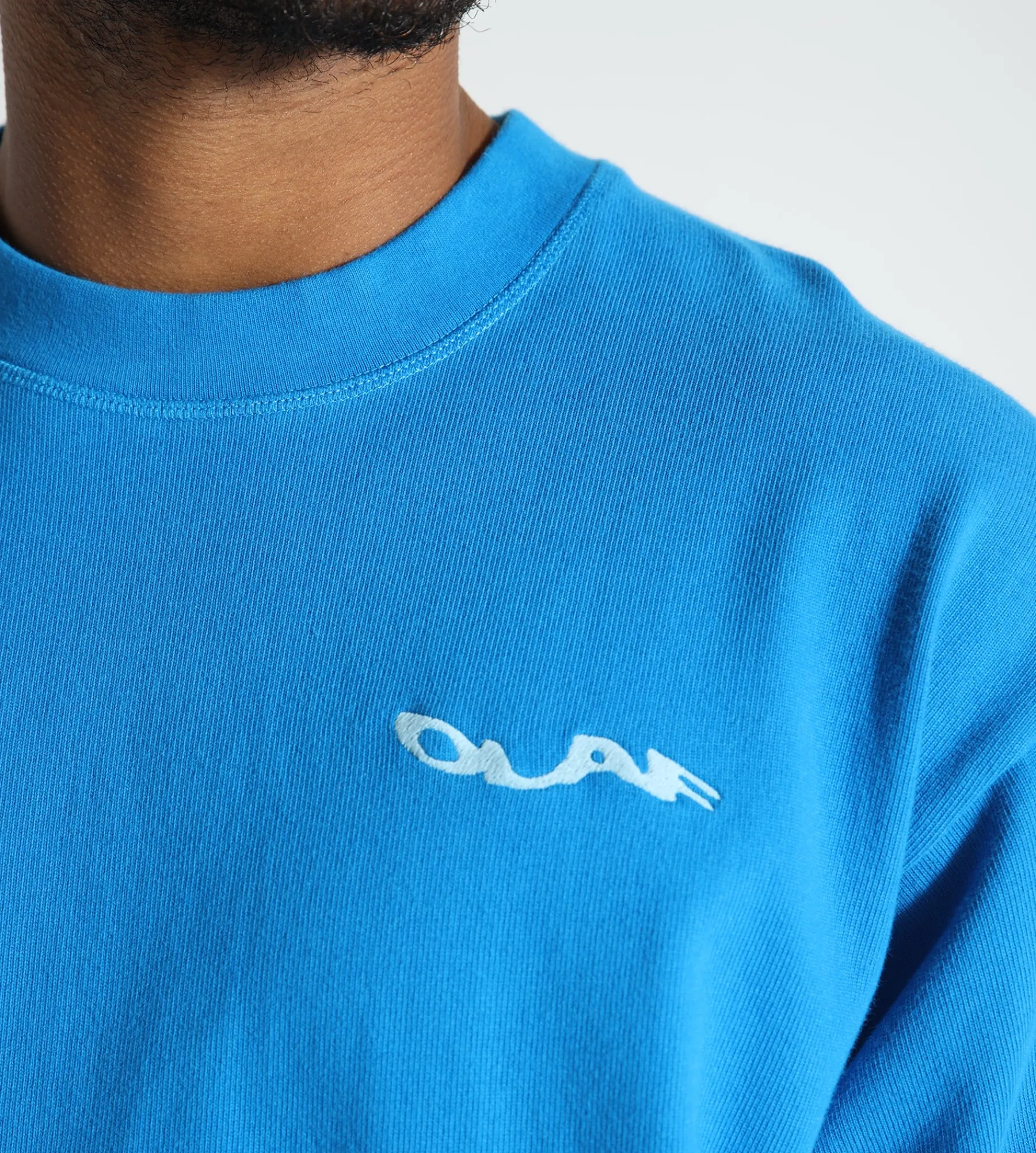 OLAF Wavy Drift Embro Tee Bright Blue