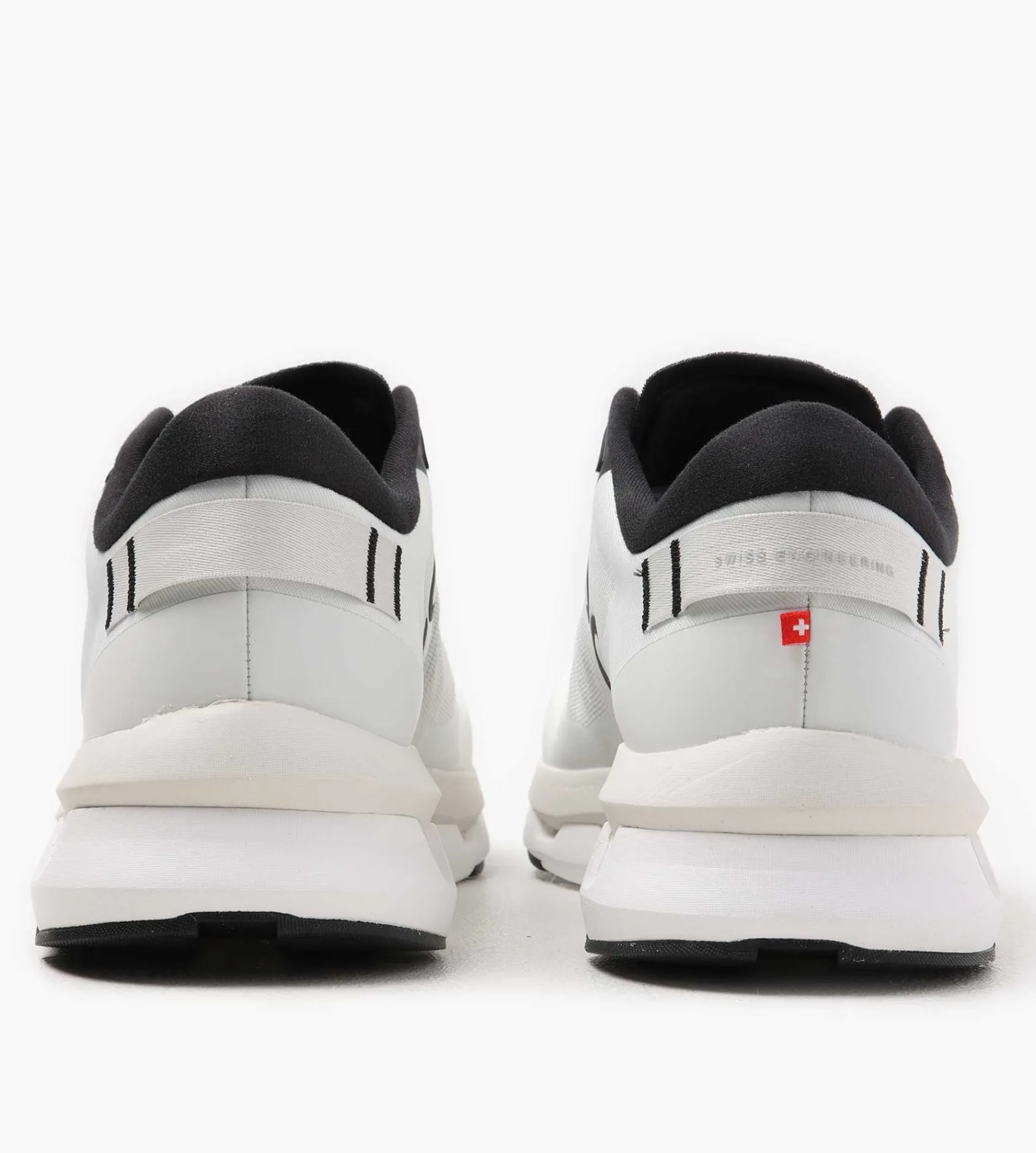 On Cloudze M Ice Black