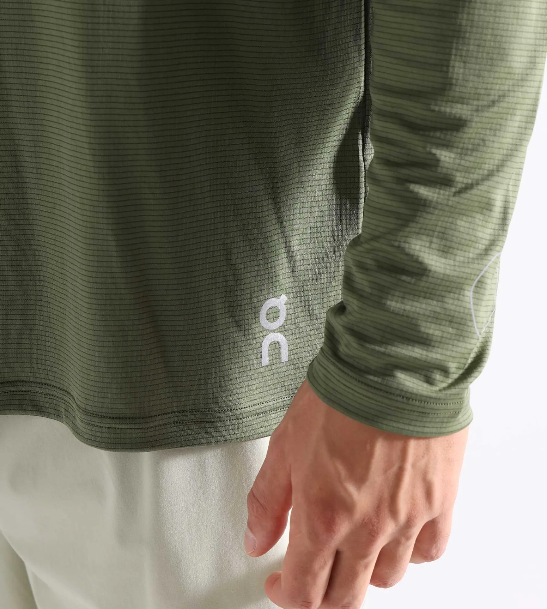 On x DISTANCE Pace Lgsleeve Taiga