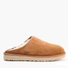 UGG M Classic Slip-On Chestnut