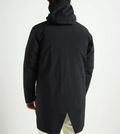 Veilance Monitor Down Coat Black