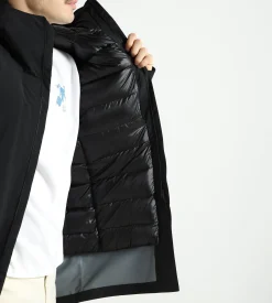Veilance Monitor Down Coat Black